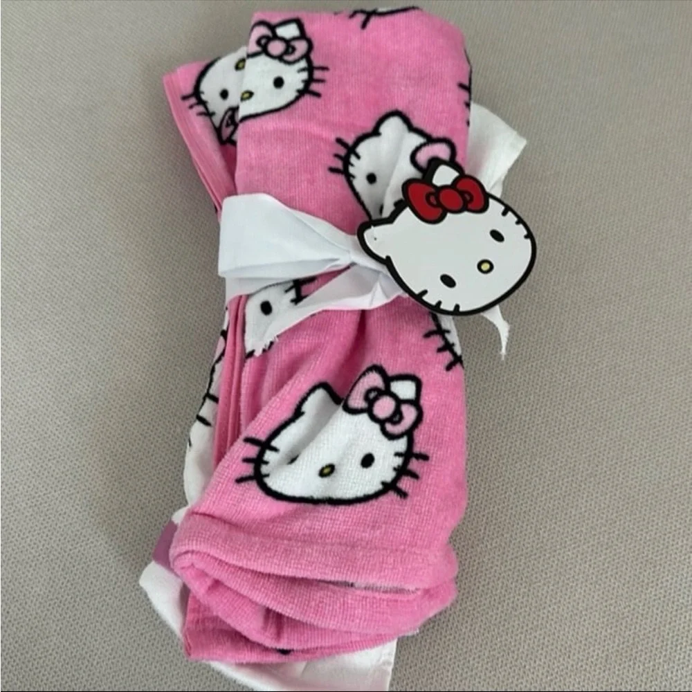 HELLO KITTY PACK OF 2 HAND TOWELS NEW WITH TAG SANRIO